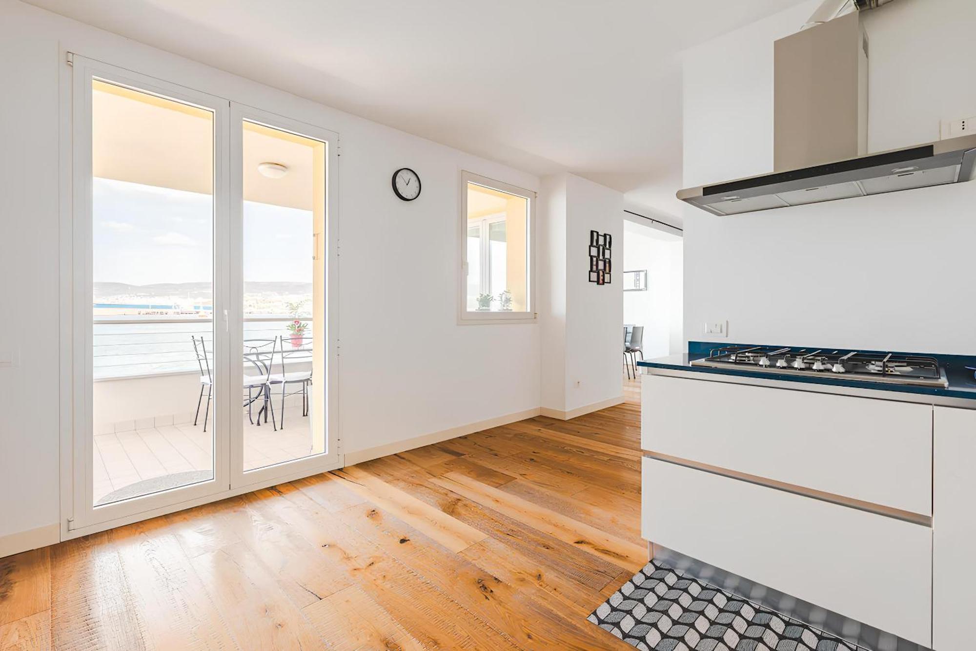 Attico Riva Mare Apartment มูเจีย ภายนอก รูปภาพ