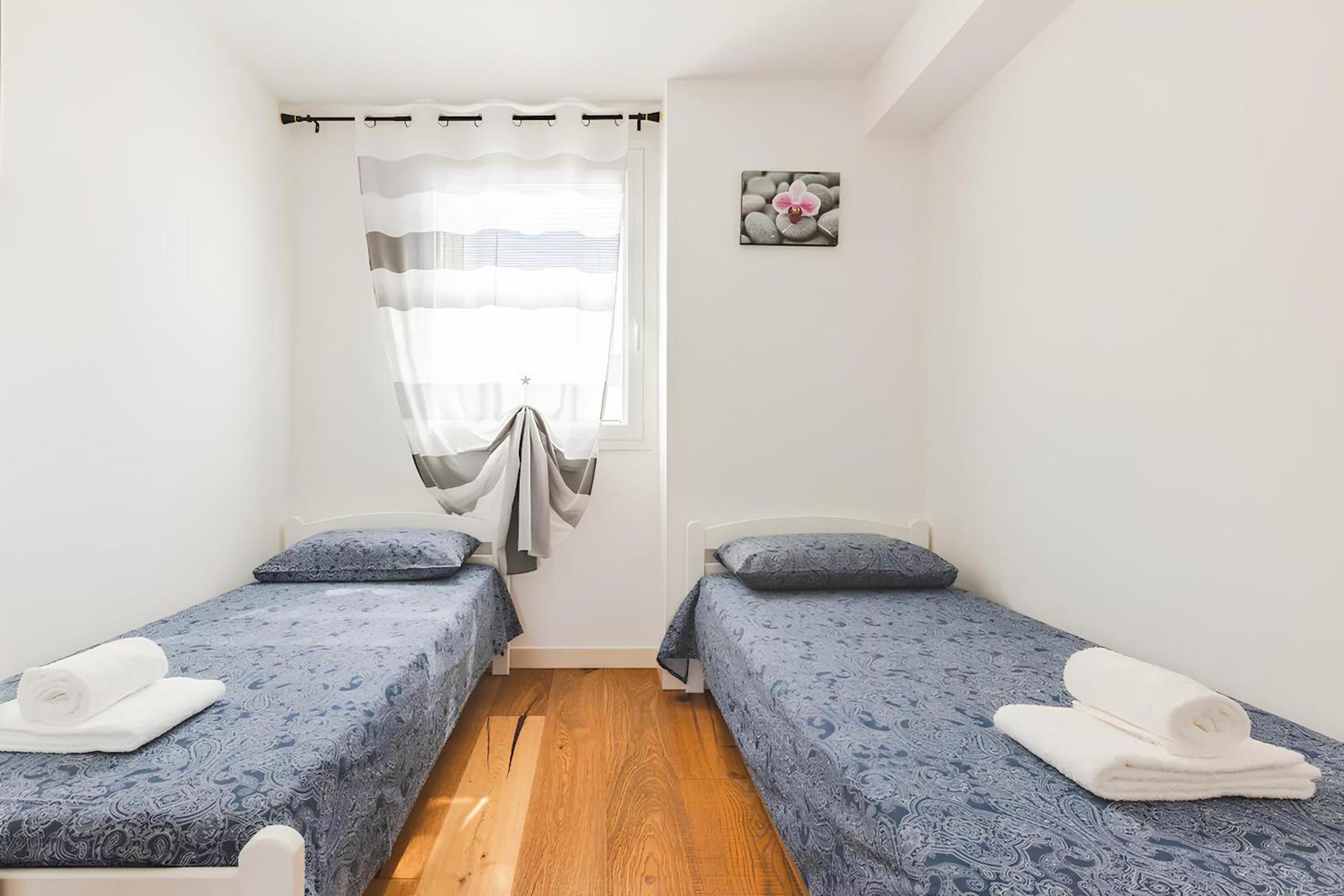 Attico Riva Mare Apartment มูเจีย ภายนอก รูปภาพ